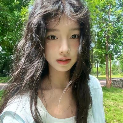 导演 奥利维亚·纽曼